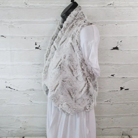 Rare Editions Big Girls Cropped Faux Fur Open Vest - Picture 5 of 8